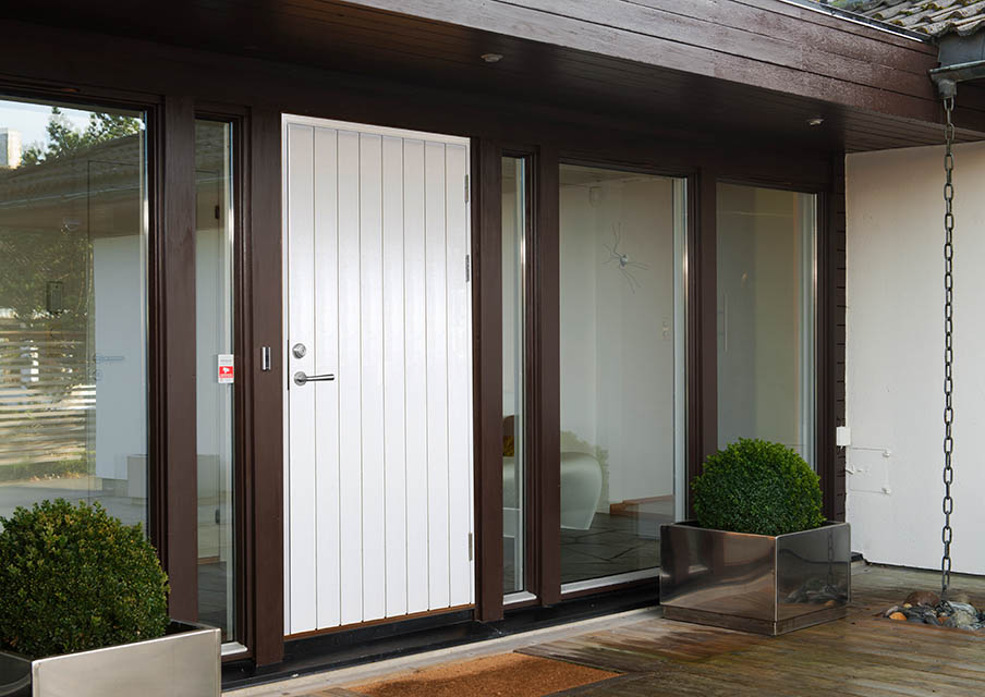 Dorer-online-ytterdor_Fjallbacka_hvit